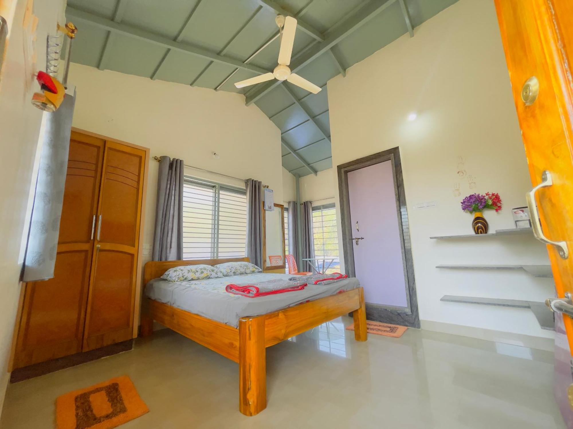 Rashi Z View Estate Stay Tarikere Exterior foto