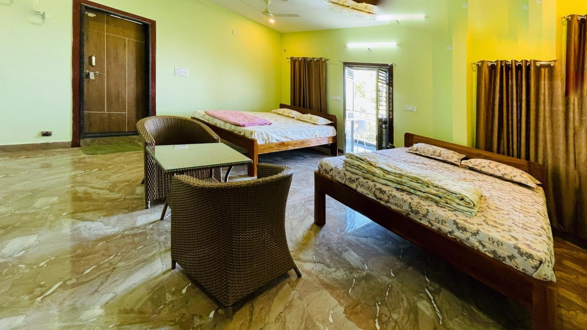 Rashi Z View Estate Stay Tarikere Exterior foto
